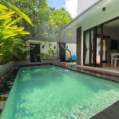 Villa Mayu Dedaries Seminyak Extérieur photo